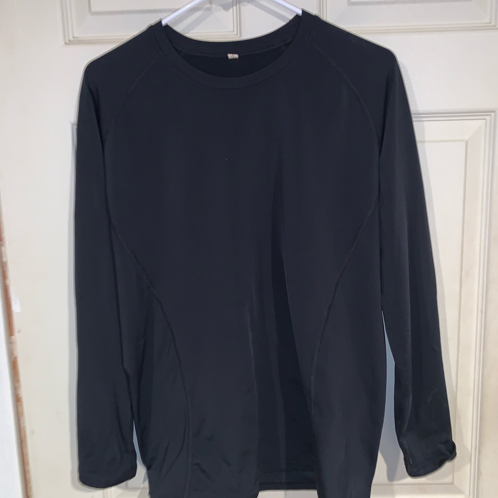 Men sports shirt size L